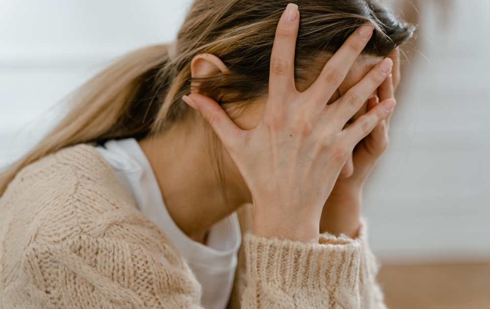 怖い感情を抱いている。